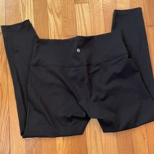 Lululemon mid calf cropped leggings size 12